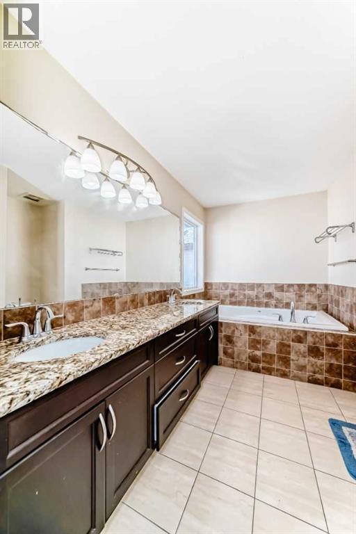 46 Cranford Gardens Se, Calgary, Alberta  T3M 0W4 - Photo 17 - A2286546