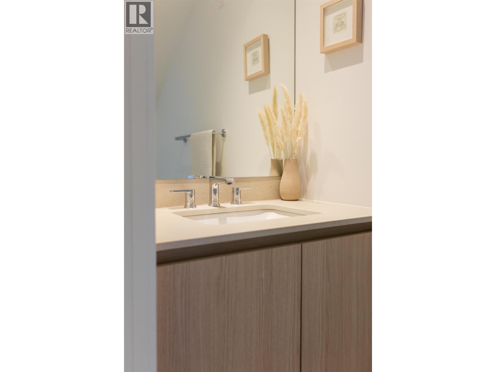 2406 E 12th Avenue, Vancouver, British Columbia  V5M 2E1 - Photo 17 - R3121075
