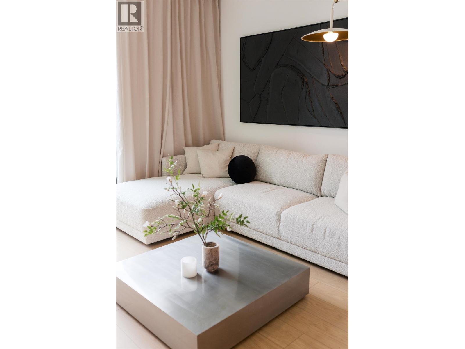 2406 E 12th Avenue, Vancouver, British Columbia  V5M 2E1 - Photo 4 - R3121075