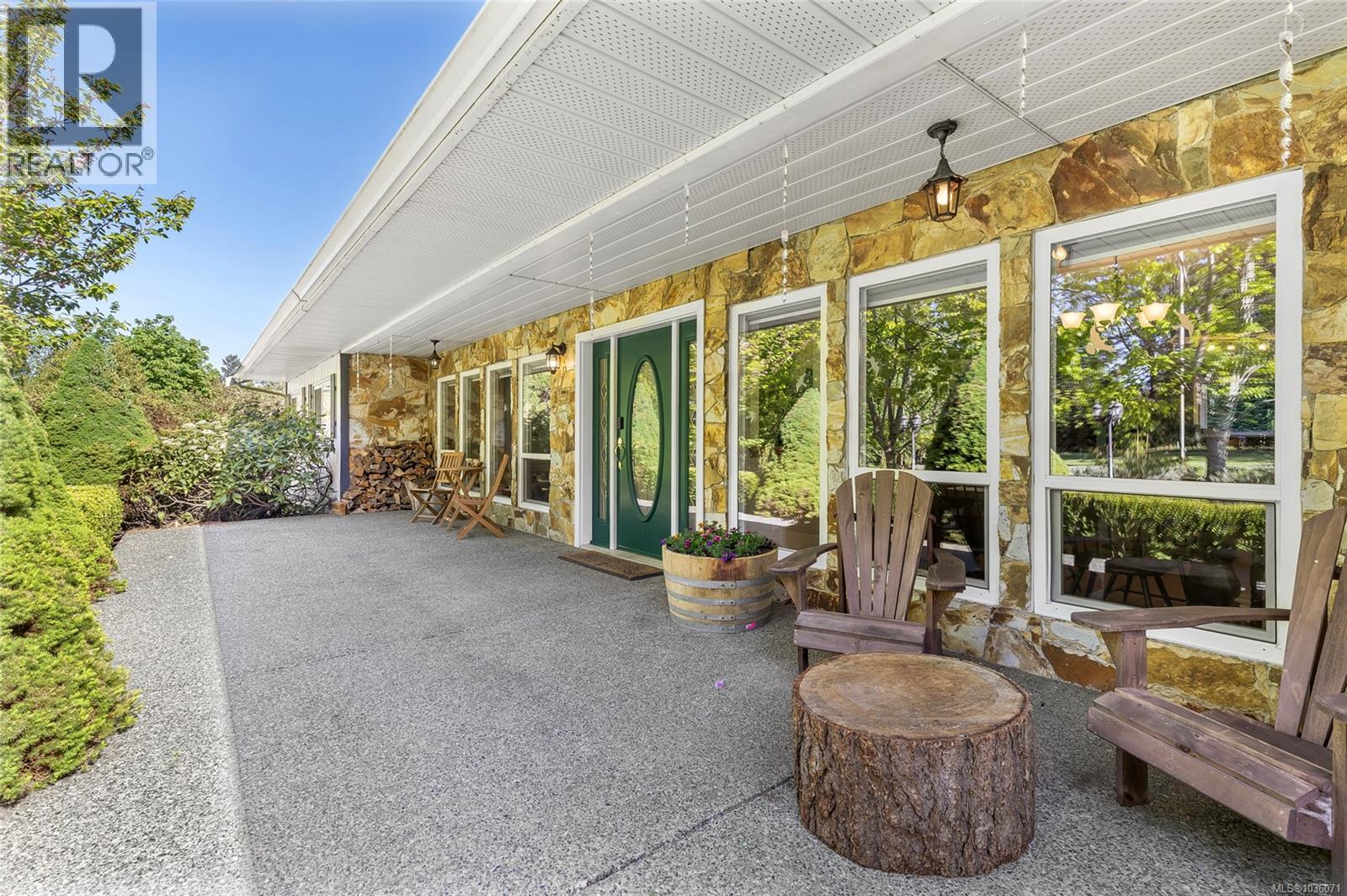 1176 Shawnigan-Mill Bay Rd, Mill Bay, British Columbia  V0R 2P2 - Photo 6 - 1036071
