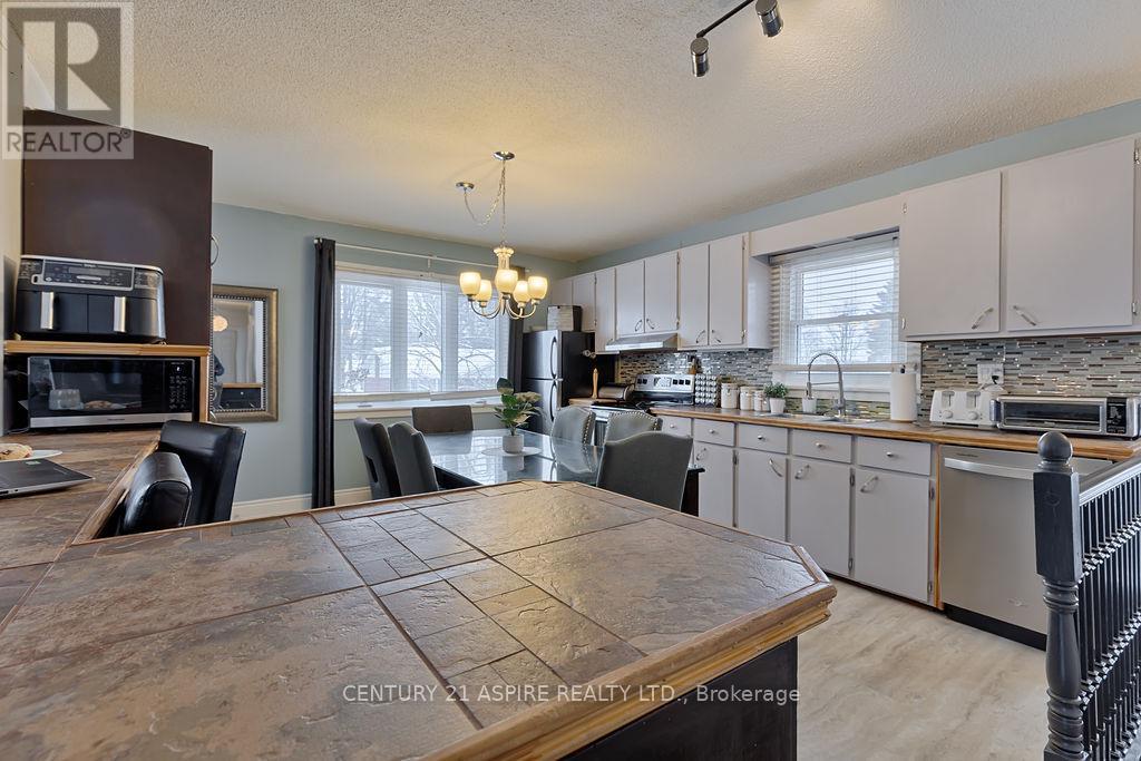 368 Bell Street, Pembroke, Ontario  K8A 2K4 - Photo 11 - X12810622