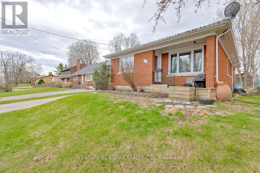 368 Bell Street, Pembroke, Ontario  K8A 2K4 - Photo 4 - X12810622