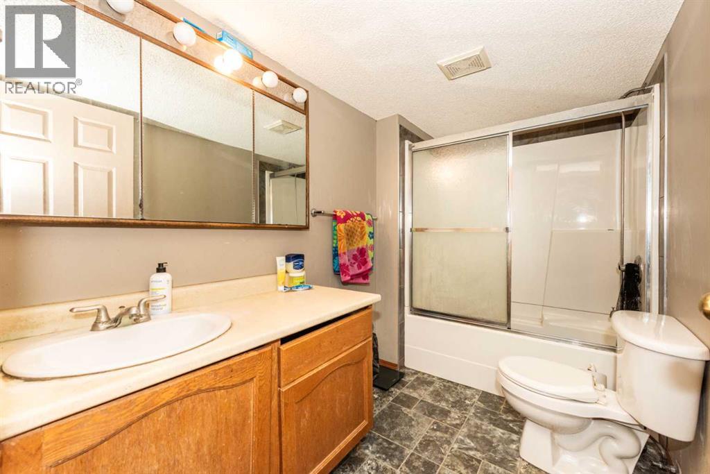 27 Ventura Way Ne, Calgary, Alberta  T2E 8E7 - Photo 34 - A2308432