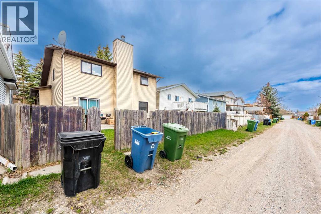 27 Ventura Way Ne, Calgary, Alberta  T2E 8E7 - Photo 4 - A2308432