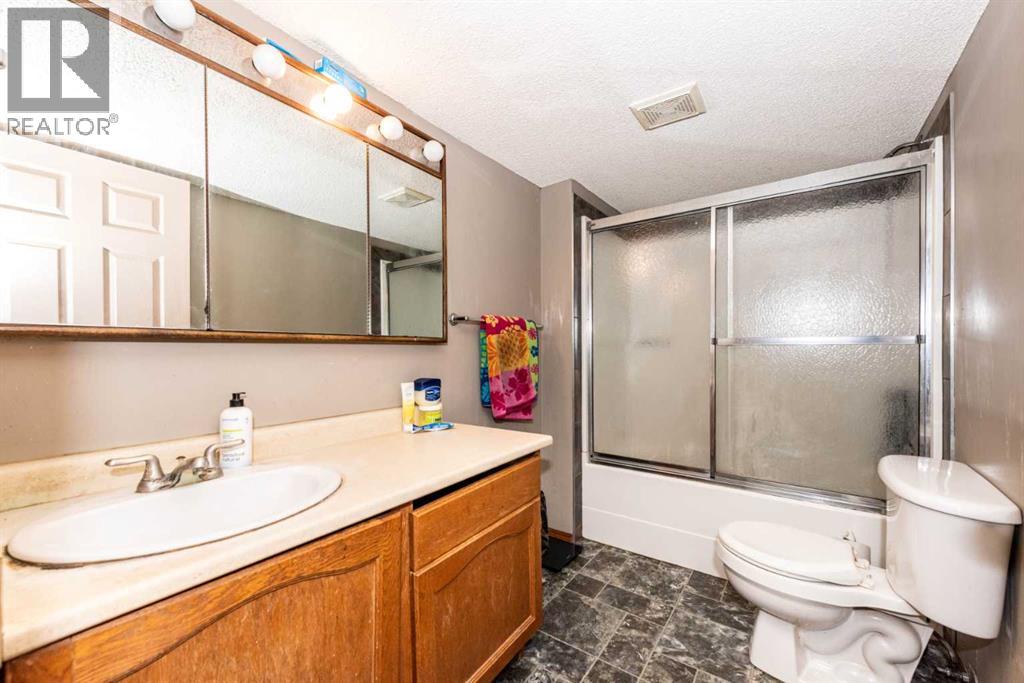 27 Ventura Way Ne, Calgary, Alberta  T2E 8E7 - Photo 18 - A2308432