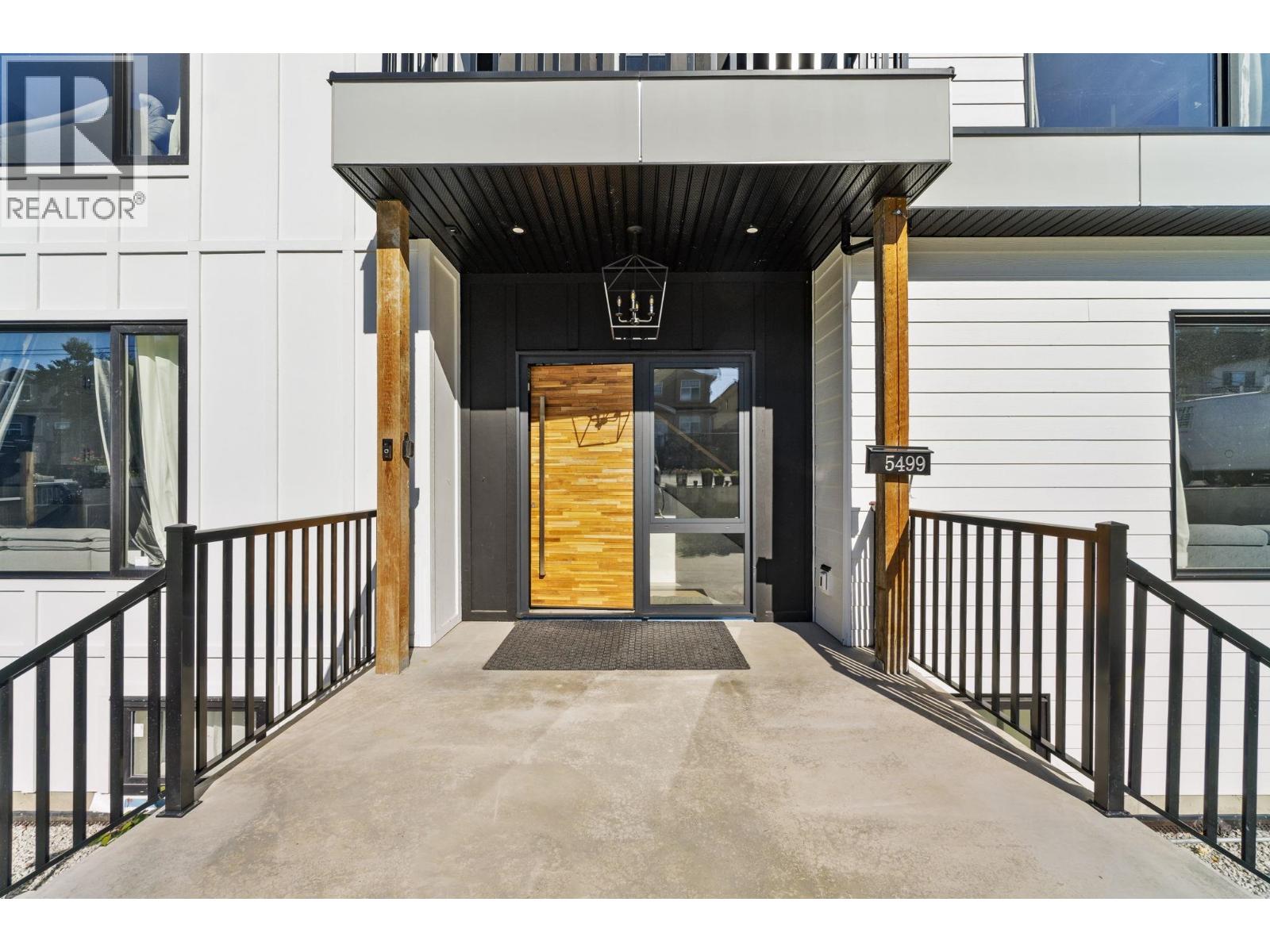 5499 Manor Street, Burnaby, British Columbia  V5G 1B6 - Photo 12 - R3121060