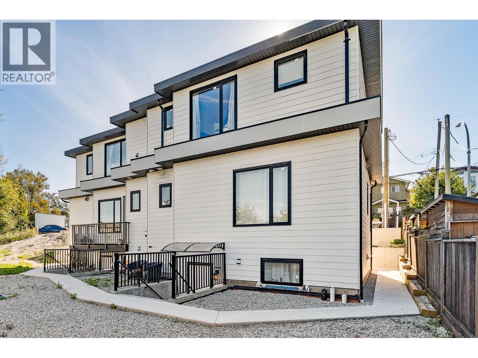5499 Manor Street, Burnaby, British Columbia  V5G 1B6 - Photo 13 - R3121060