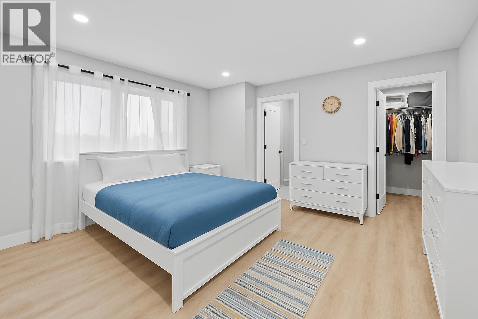 5499 Manor Street, Burnaby, British Columbia  V5G 1B6 - Photo 9 - R3121060