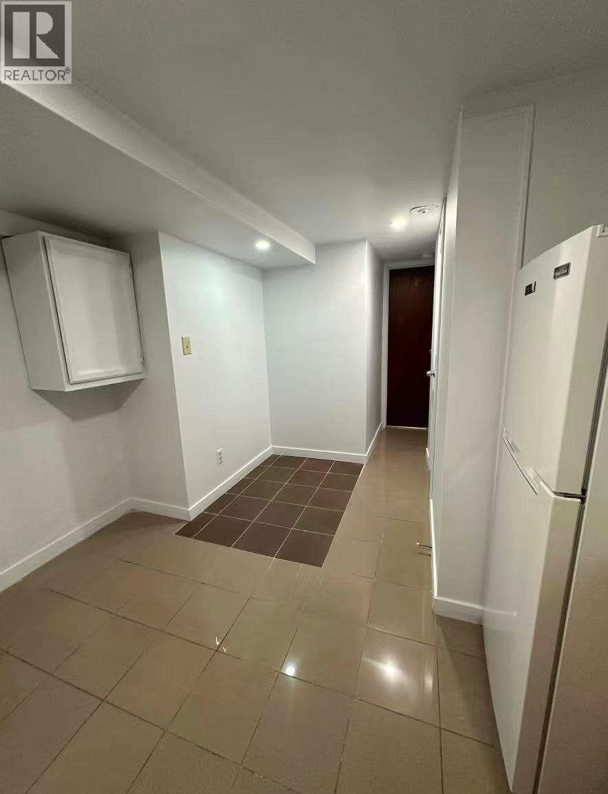 47xx Little Street, Vancouver, British Columbia  V5X 2C6 - Photo 3 - R3121087