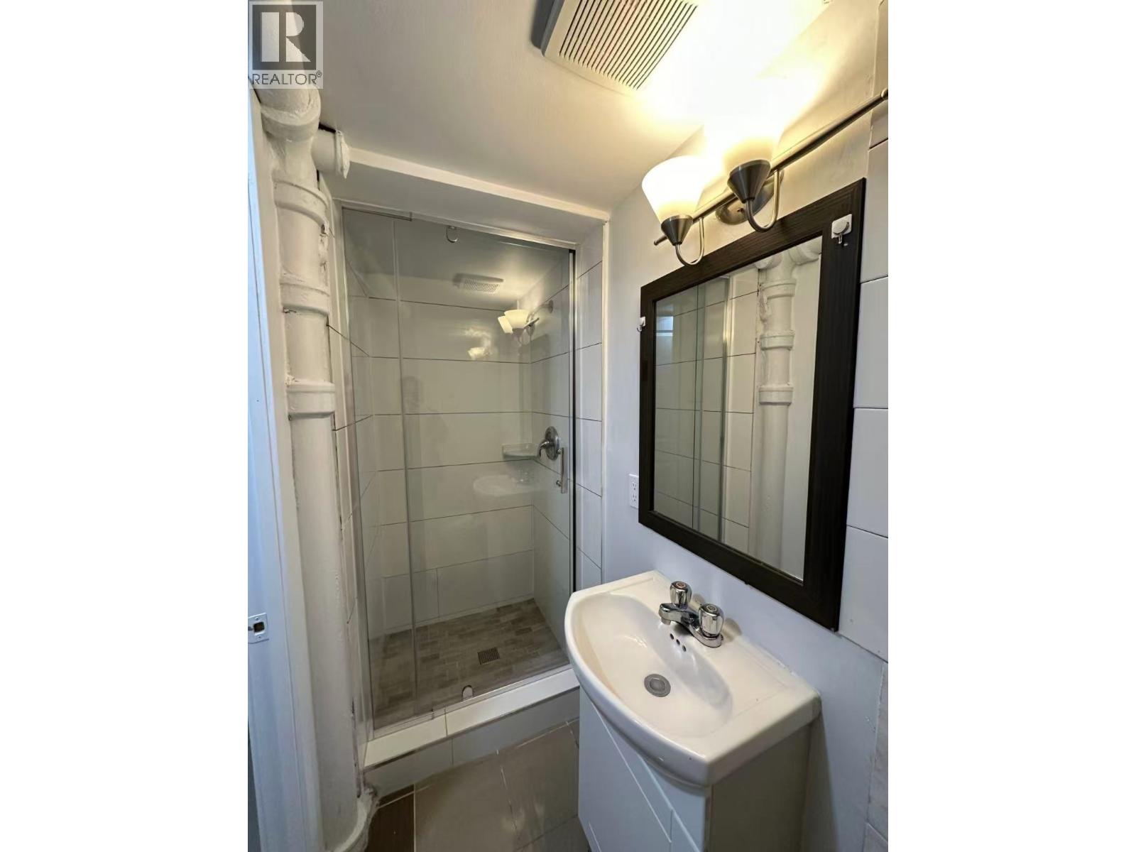 47xx Little Street, Vancouver, British Columbia  V5X 2C6 - Photo 4 - R3121087