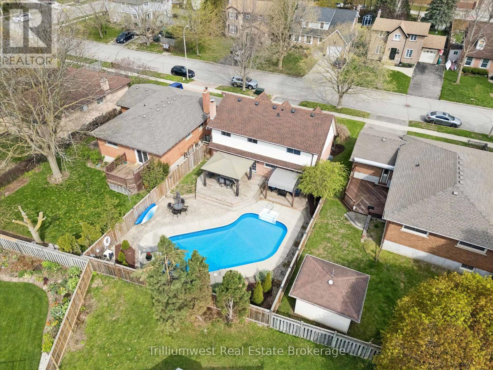 625 PINE ISLAND CRESCENT, Waterloo, Ontario