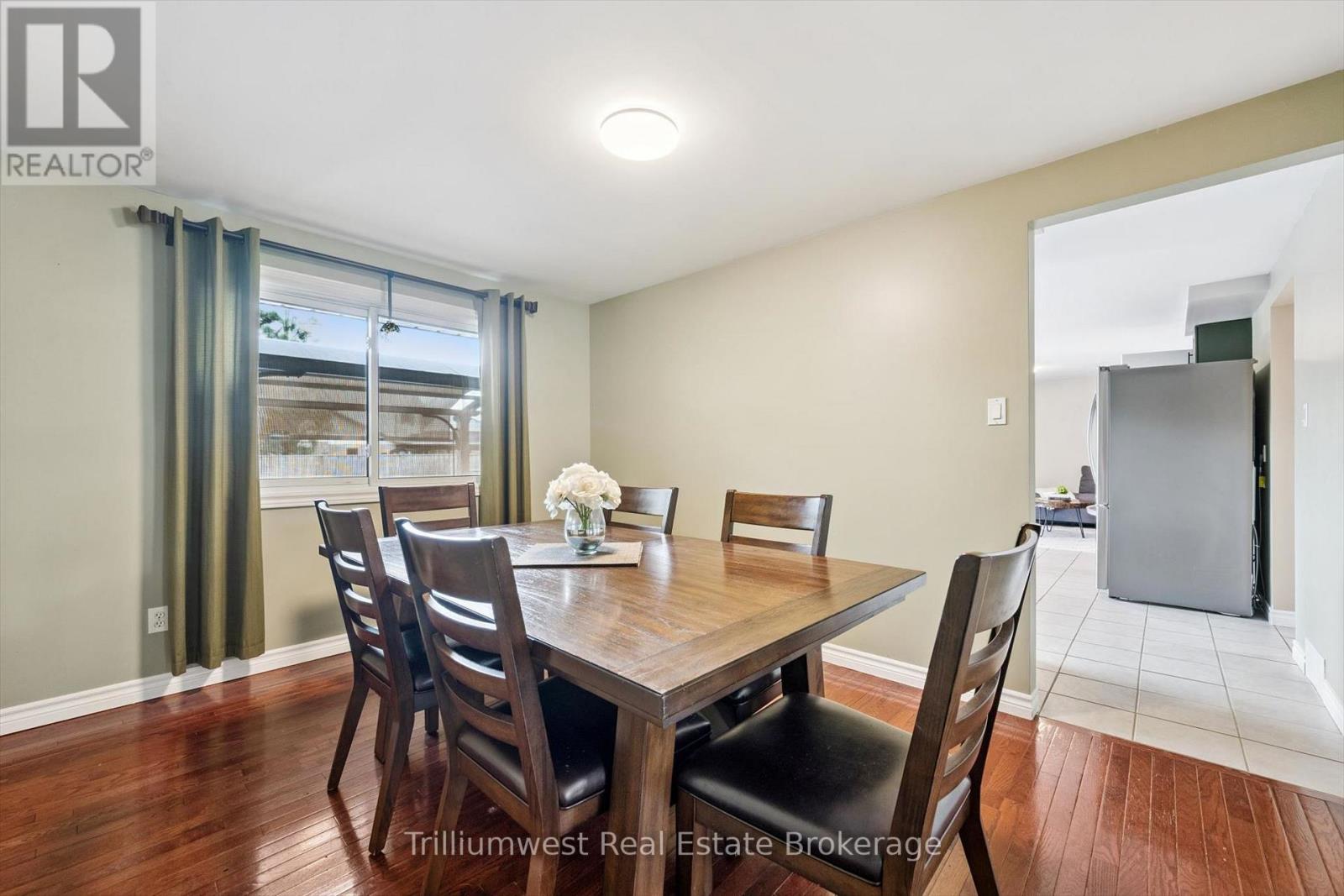 625 Pine Island Crescent, Waterloo, Ontario  N2V 1T3 - Photo 11 - X13099588