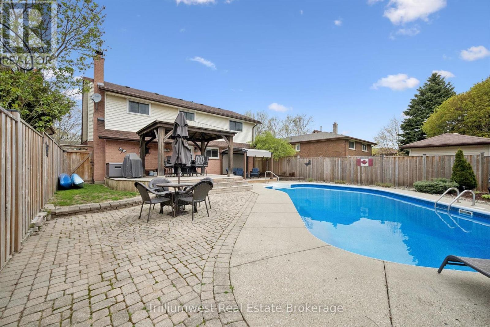 625 Pine Island Crescent, Waterloo, Ontario  N2V 1T3 - Photo 30 - X13099588