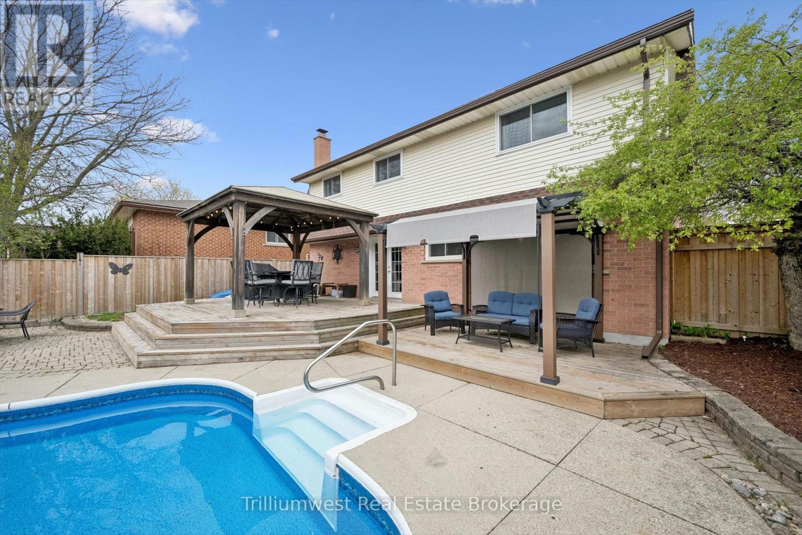 625 Pine Island Crescent, Waterloo, Ontario  N2V 1T3 - Photo 32 - X13099588