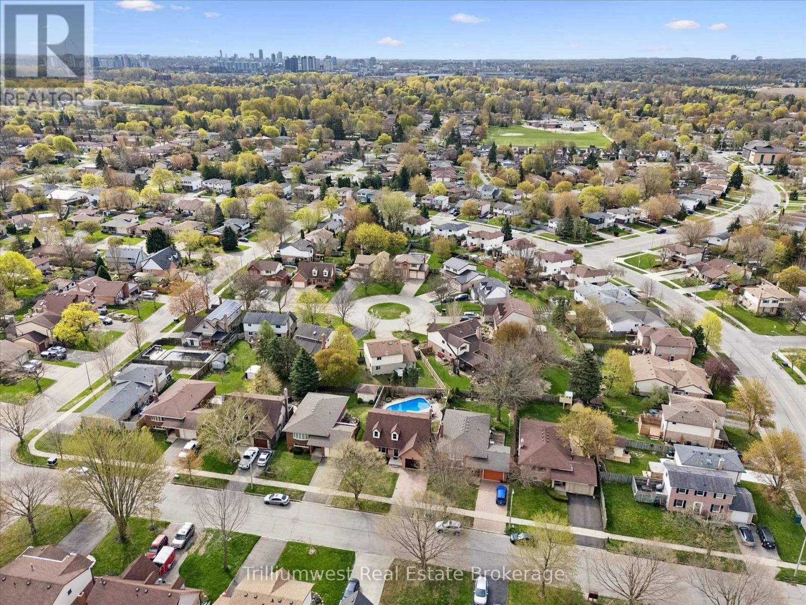 625 Pine Island Crescent, Waterloo, Ontario  N2V 1T3 - Photo 38 - X13099588