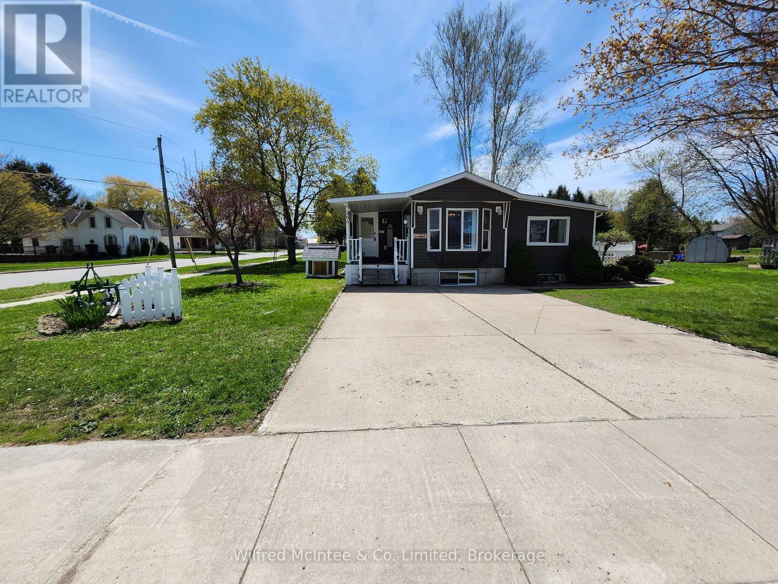 263 Mcconnell Street, North Huron (Blyth), Ontario  N0M 1H0 - Photo 2 - X13099614