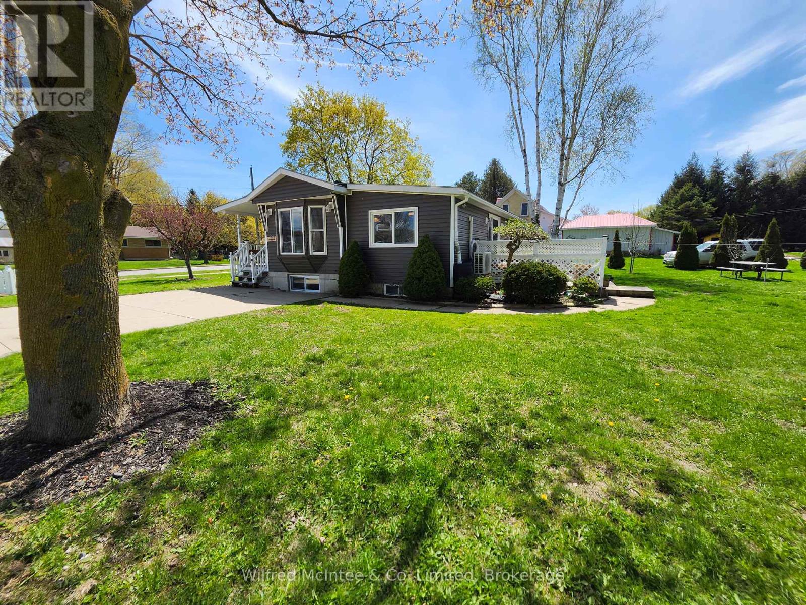 263 Mcconnell Street, North Huron (Blyth), Ontario  N0M 1H0 - Photo 25 - X13099614