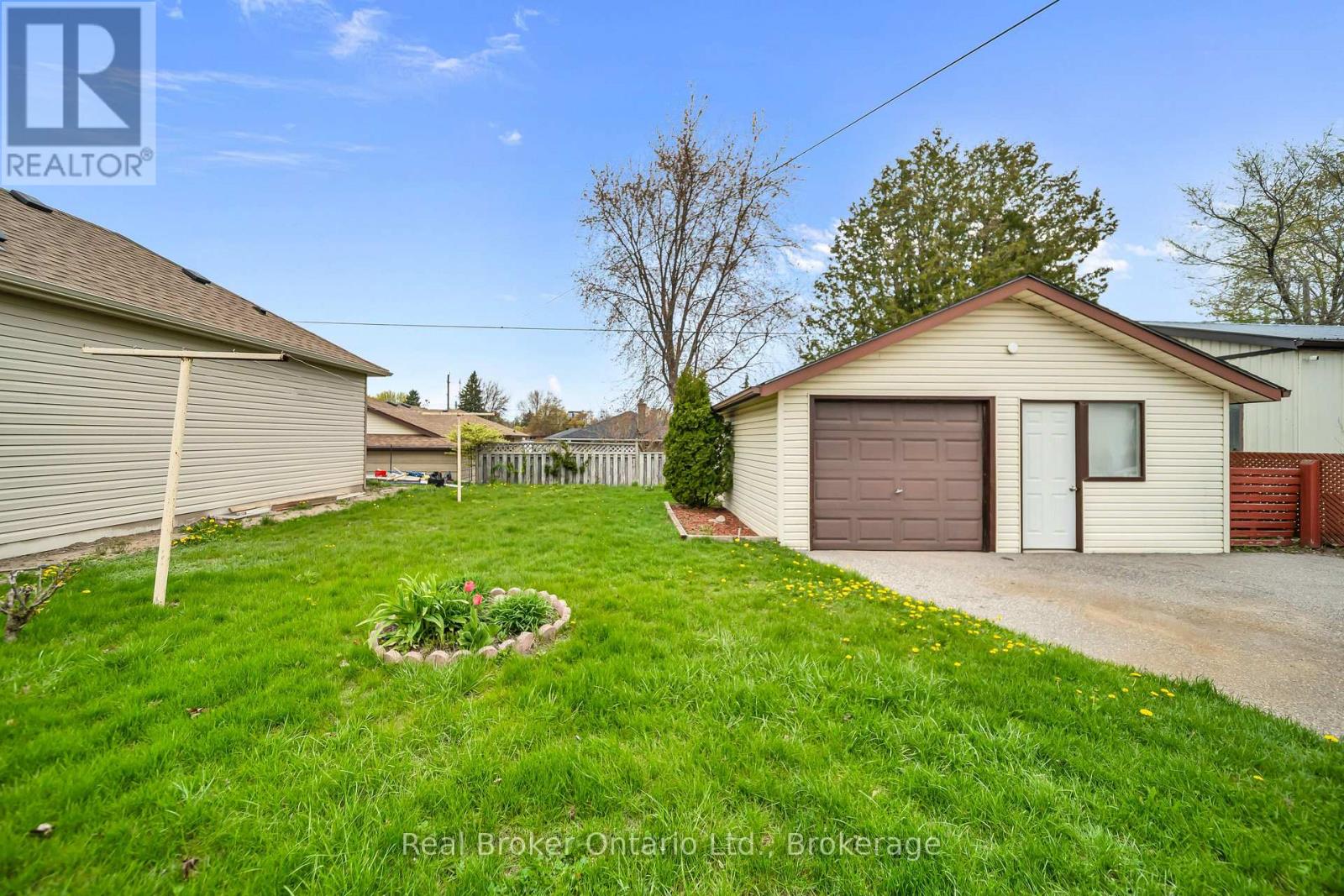 144 Byron Avenue, Kitchener, Ontario  N2C 1Z8 - Photo 36 - X13099628