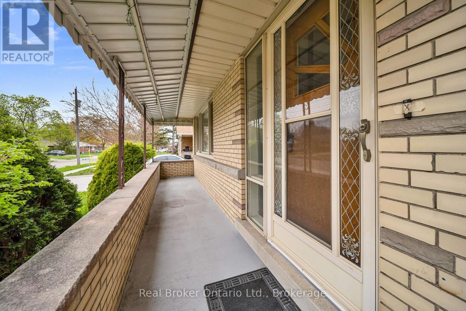 144 Byron Avenue, Kitchener, Ontario  N2C 1Z8 - Photo 7 - X13099628