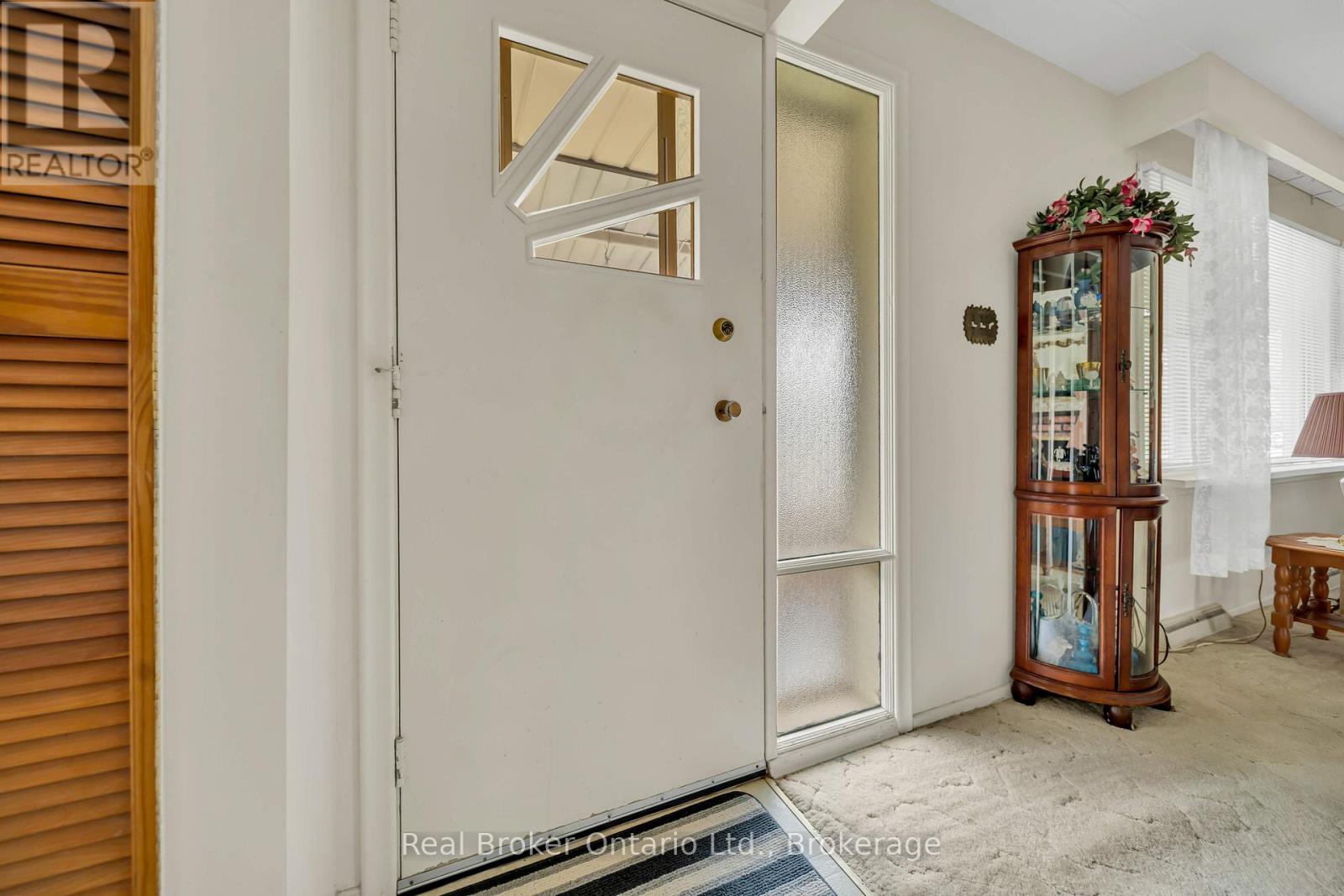 144 Byron Avenue, Kitchener, Ontario  N2C 1Z8 - Photo 8 - X13099628
