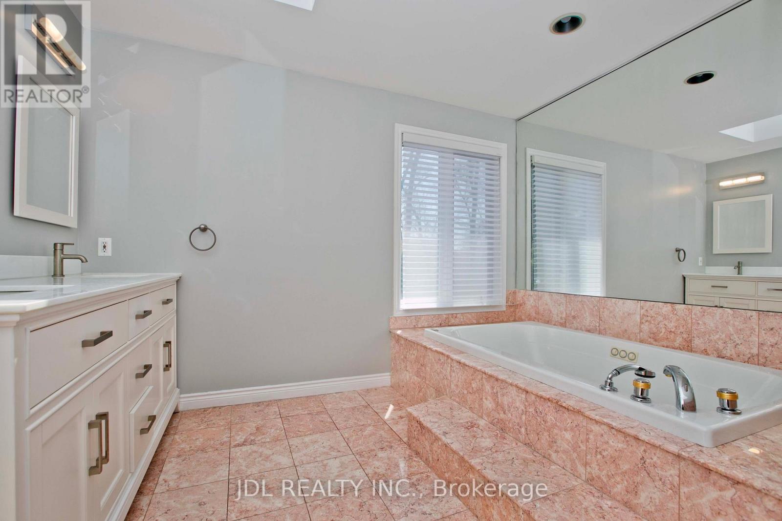 53 Aldershot Crescent, Toronto, Ontario  M2P 1L7 - Photo 25 - C13099562