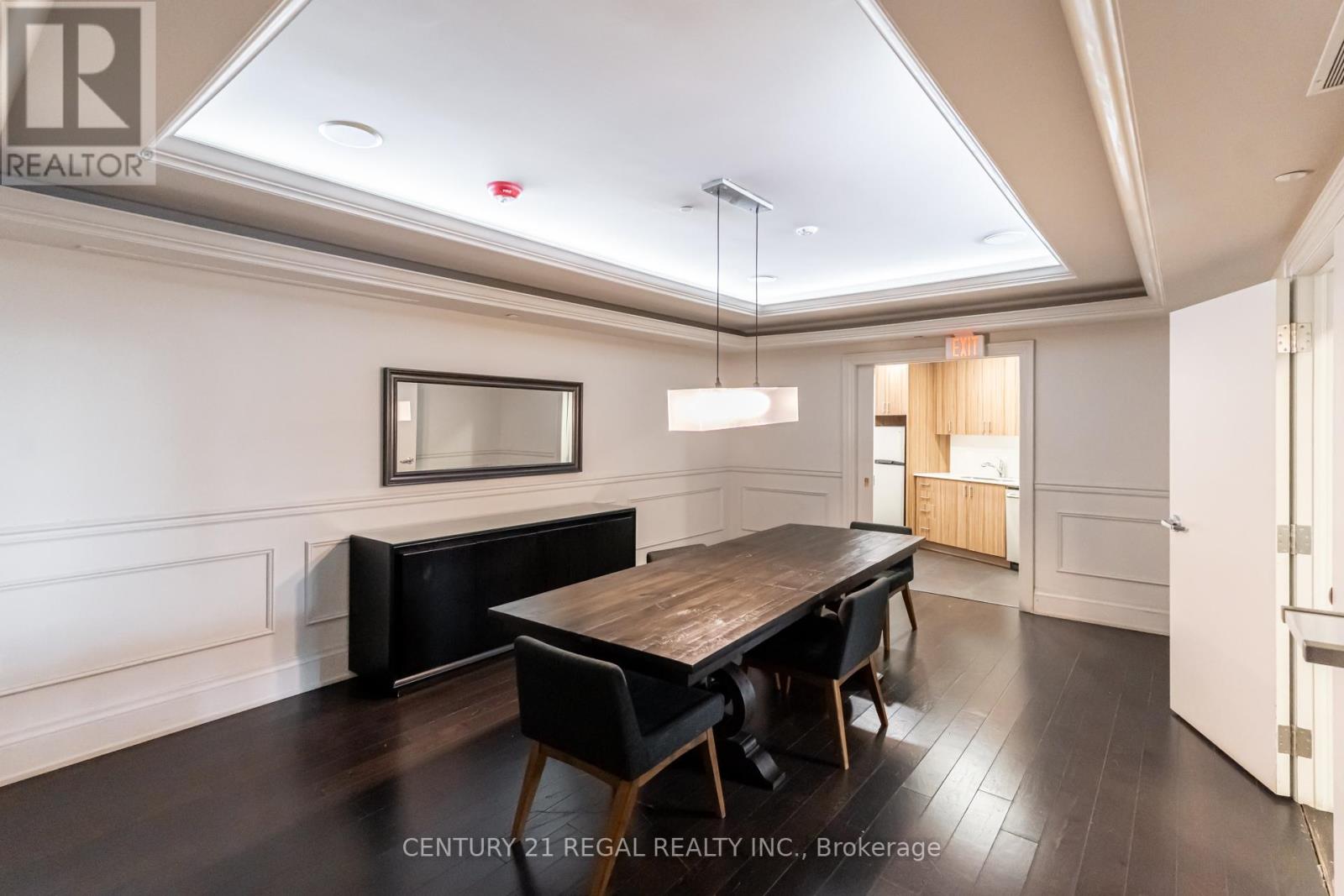 2013 - 20 Bruyeres Mews, Toronto, Ontario  M5V 0G8 - Photo 24 - C13099618