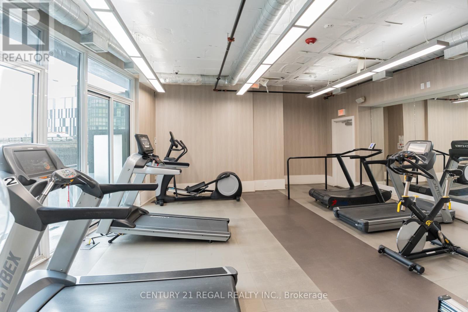 2013 - 20 Bruyeres Mews, Toronto, Ontario  M5V 0G8 - Photo 28 - C13099618