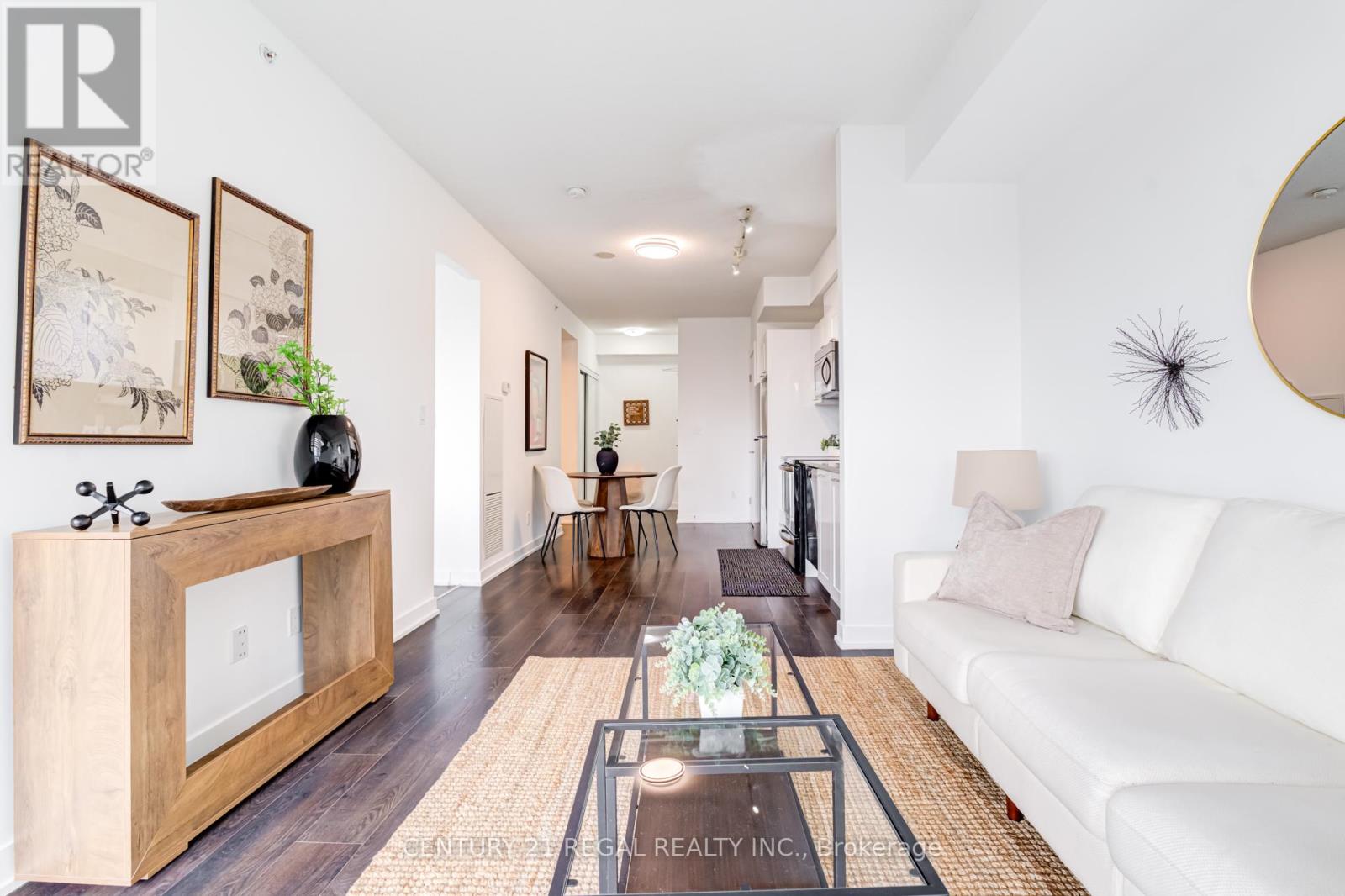 2013 - 20 Bruyeres Mews, Toronto, Ontario  M5V 0G8 - Photo 9 - C13099618