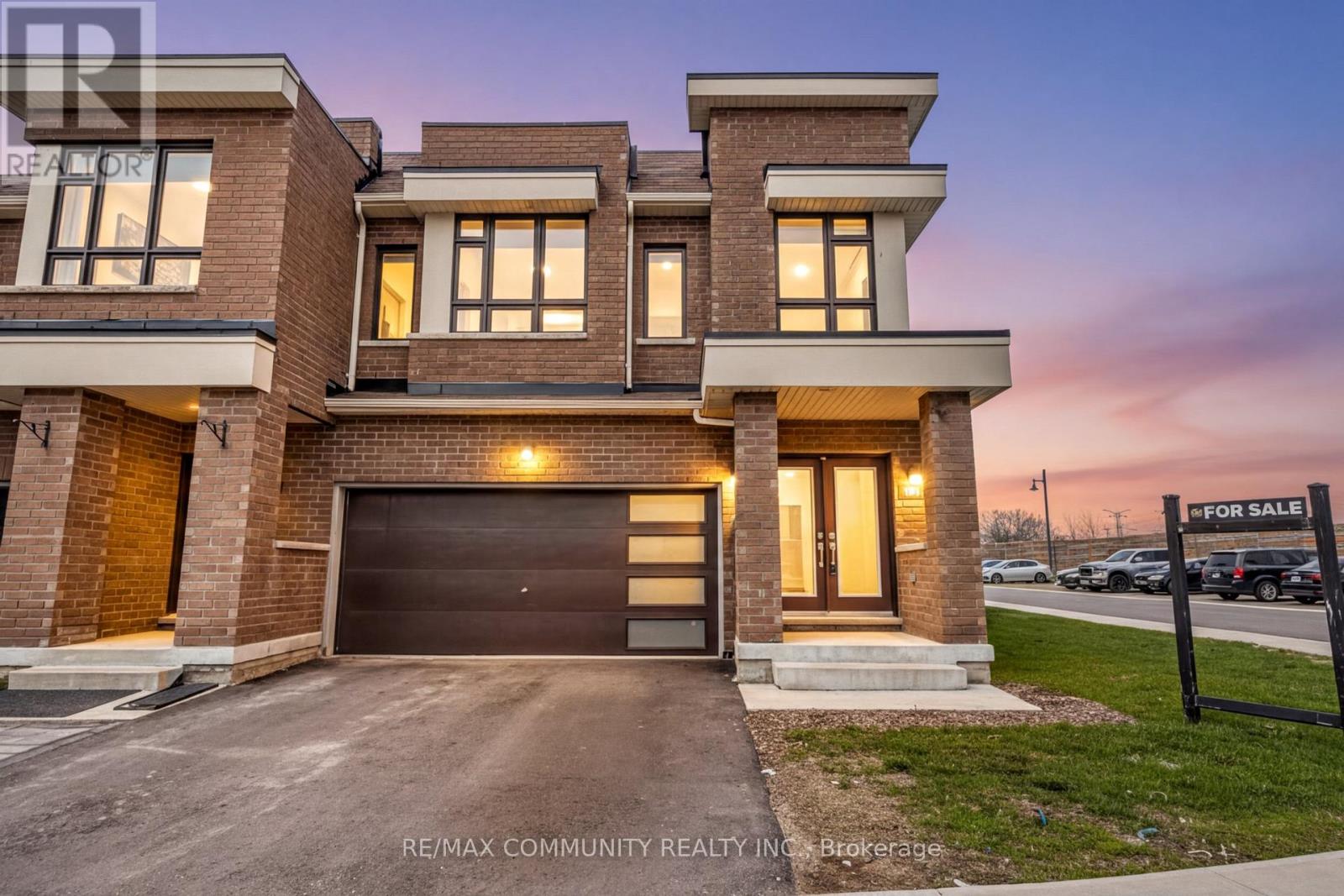 101 Sailors Landing, Clarington, Ontario  L1C 7G4 - Photo 1 - E13099598