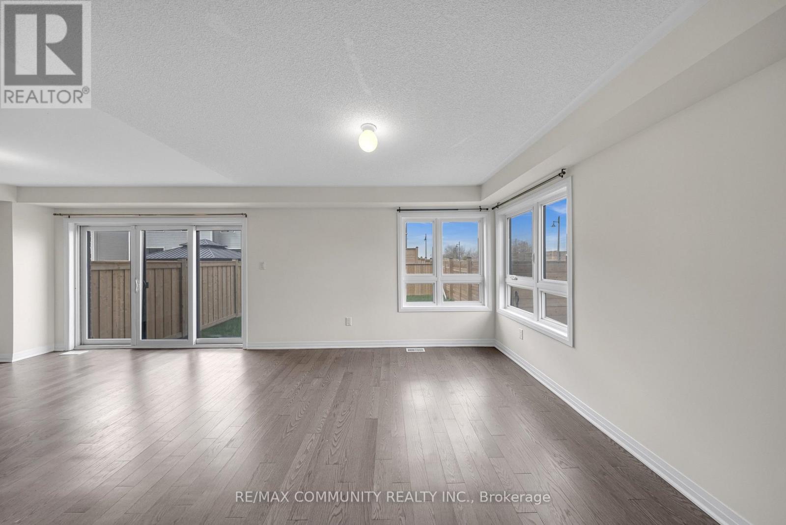 101 Sailors Landing, Clarington, Ontario  L1C 7G4 - Photo 8 - E13099598