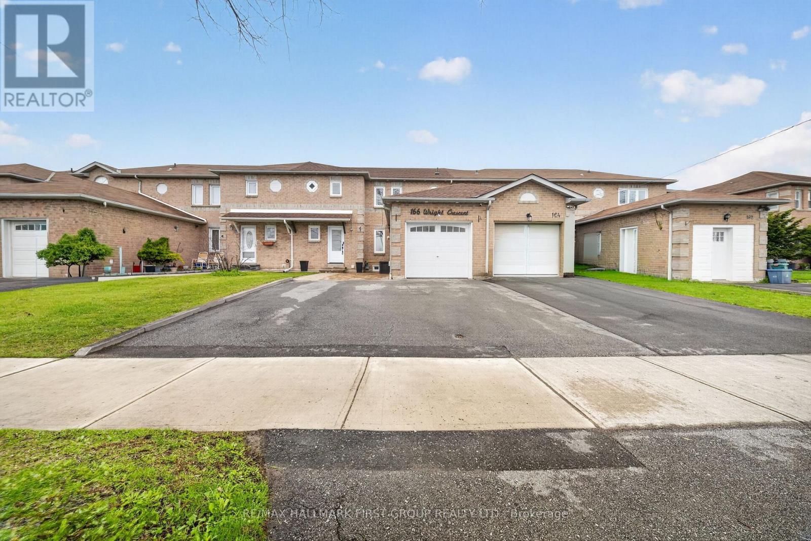 166 Wright Crescent, Ajax, Ontario  L1S 6X4 - Photo 1 - E13099610