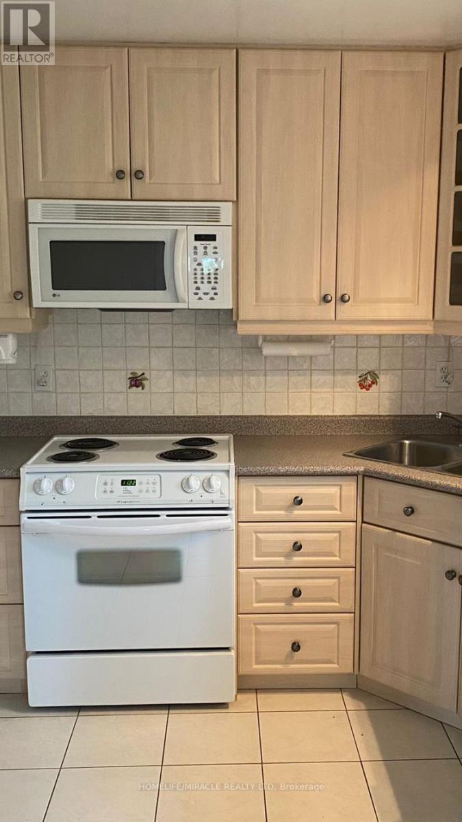 20 Hatchet Place, Toronto, Ontario  M1B 1C7 - Photo 1 - E13099616