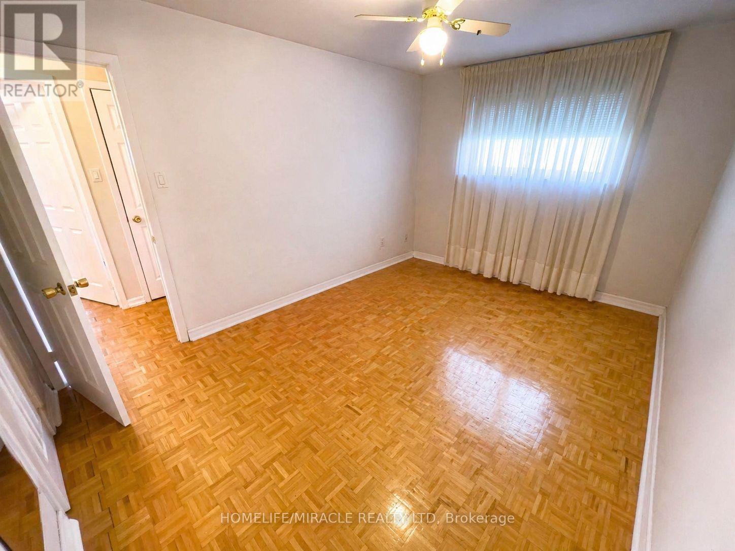20 Hatchet Place, Toronto, Ontario  M1B 1C7 - Photo 7 - E13099616