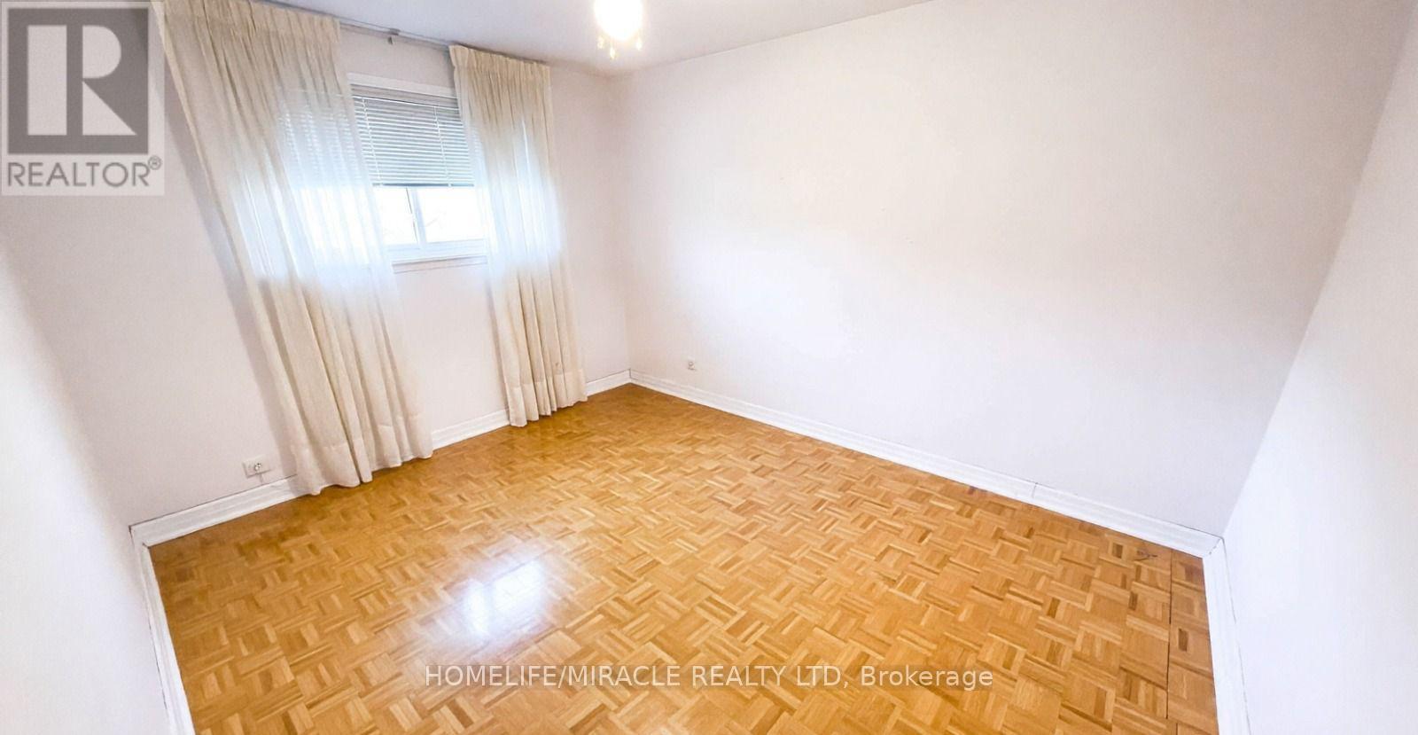 20 Hatchet Place, Toronto, Ontario  M1B 1C7 - Photo 8 - E13099616