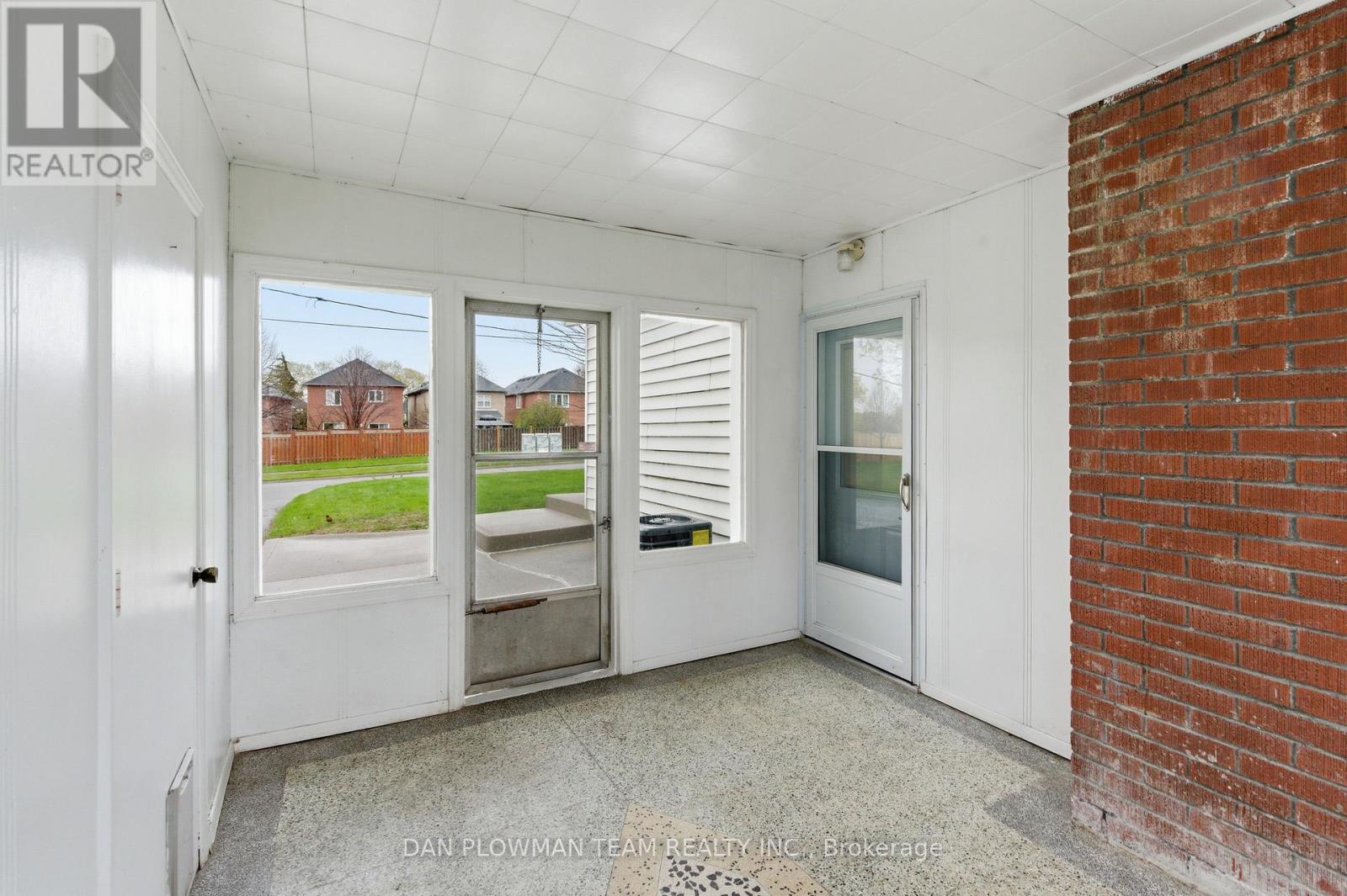 108 Powell Road, Whitby, Ontario  L1N 2H3 - Photo 24 - E13099626