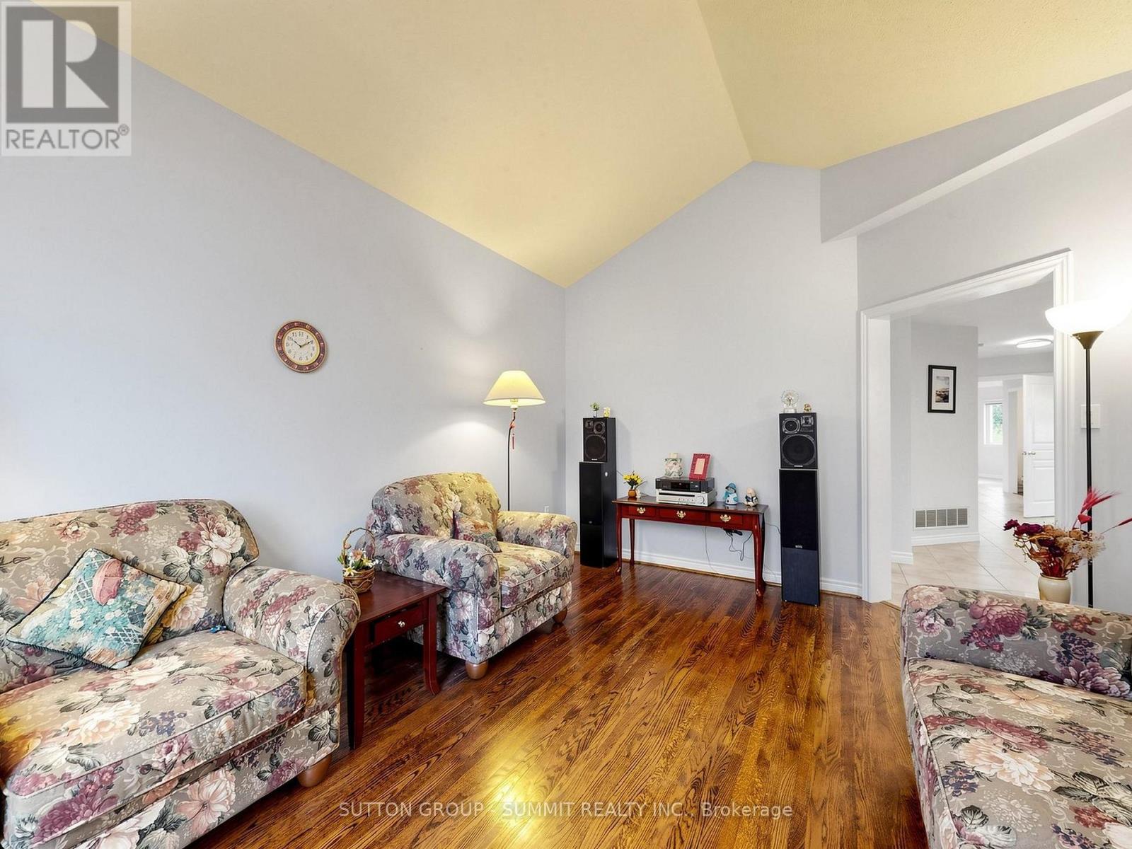 1763 Willow Way, Mississauga, Ontario  L5M 4X4 - Photo 3 - W13094722