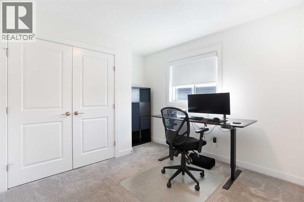 152 Cranbrook Gardens Se, Calgary, Alberta  T3M 3K6 - Photo 17 - A2297872