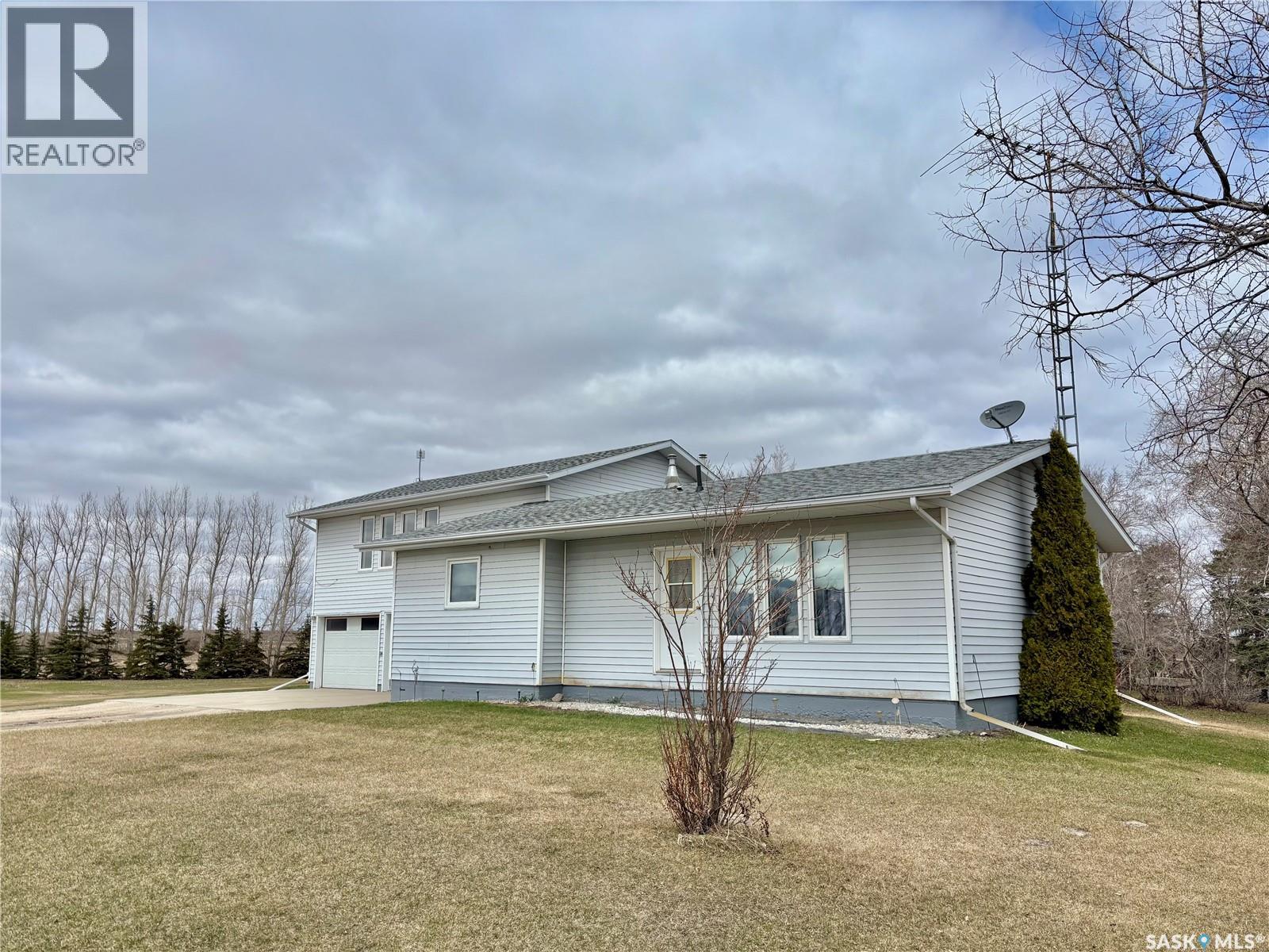 Wirth Acreage, Mcleod Rm No. 185, Saskatchewan  S0A 2T0 - Photo 5 - SK035317