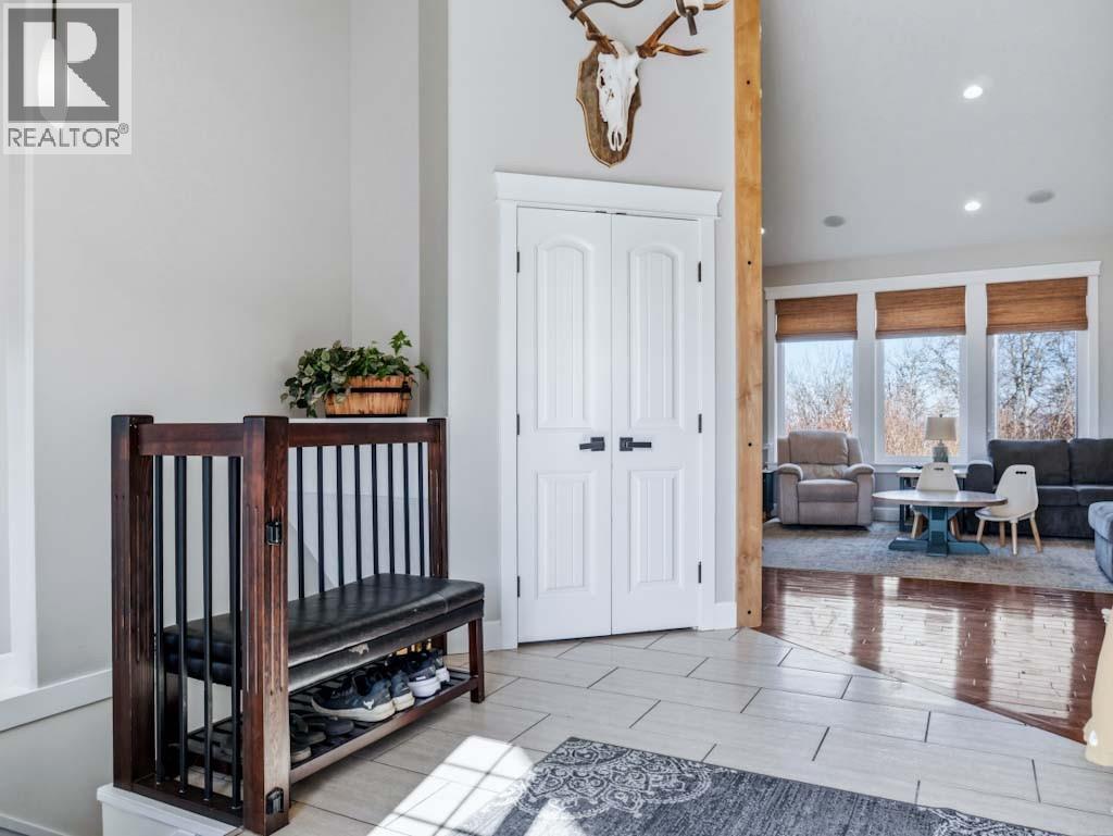911 Elkridge Trail, Dawson Creek, British Columbia  V1G 5A1 - Photo 4 - 10385801