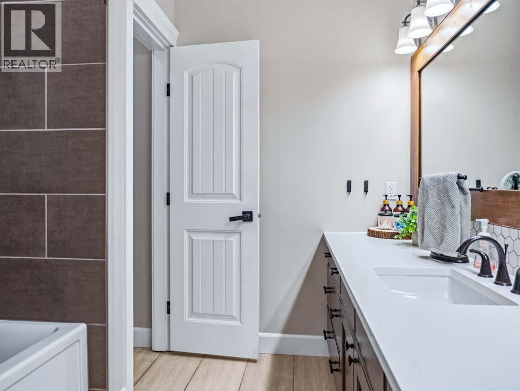 911 Elkridge Trail, Dawson Creek, British Columbia  V1G 5A1 - Photo 43 - 10385801