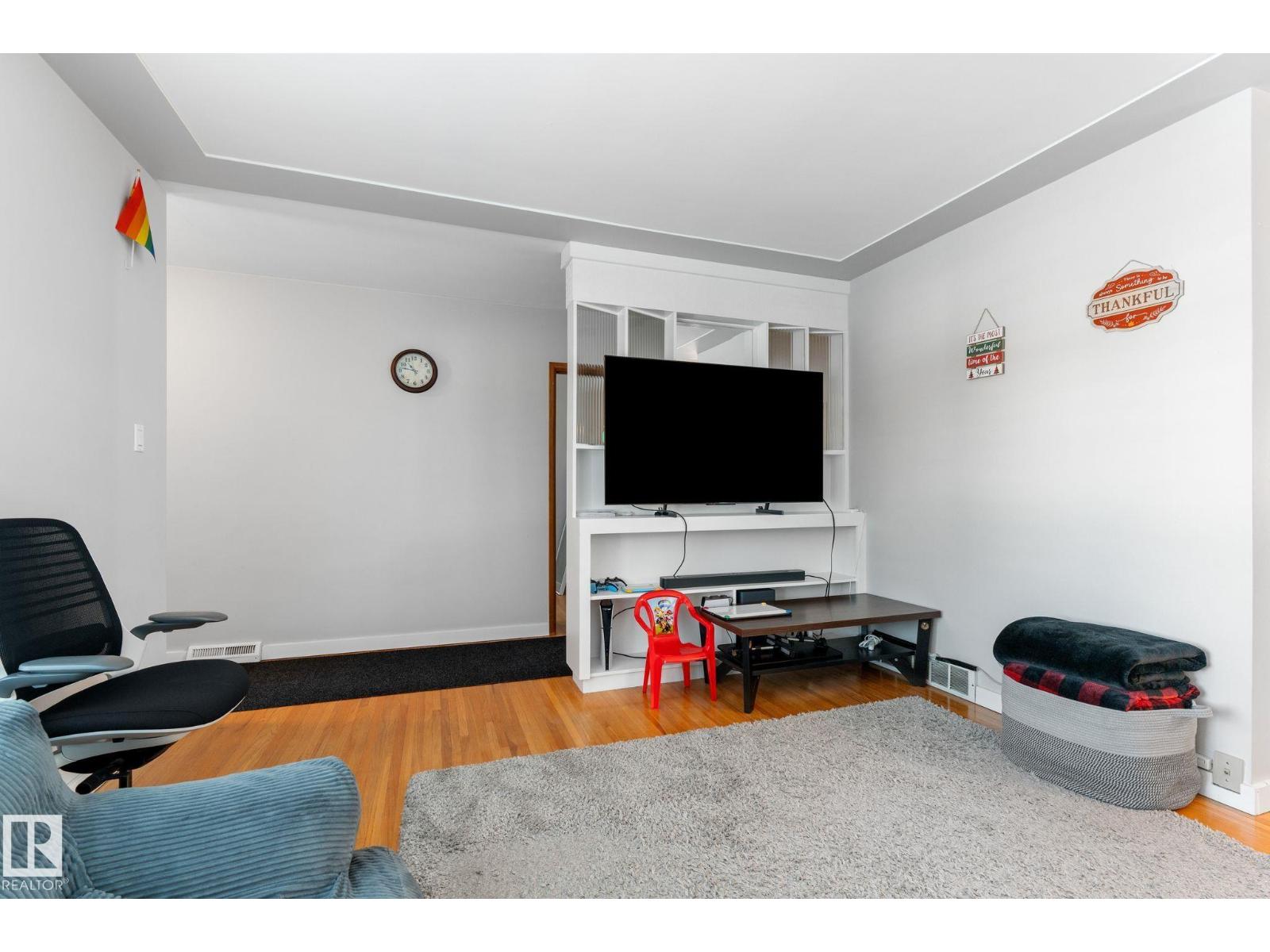 9847 79 St NW, Edmonton, Alberta  T6A 3G2 - Photo 7 - E4474585