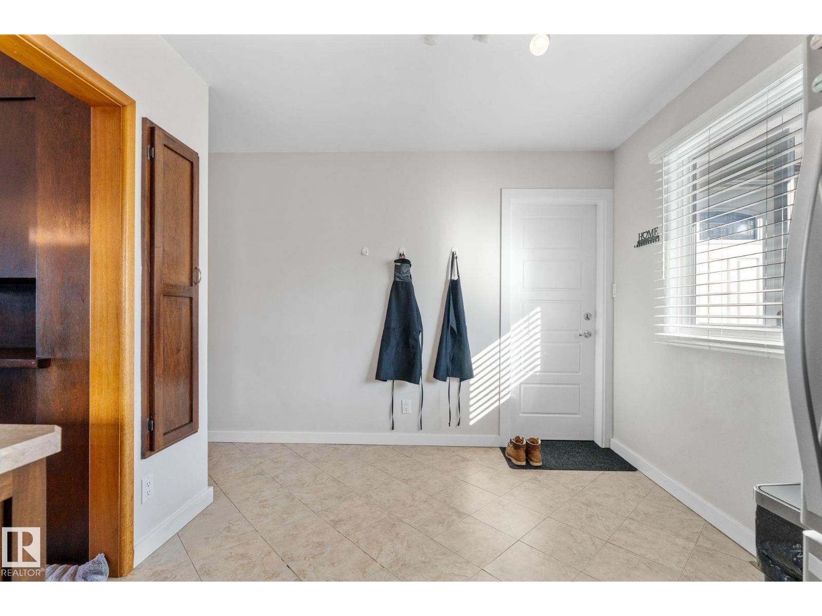 9847 79 St NW, Edmonton, Alberta  T6A 3G2 - Photo 15 - E4474585