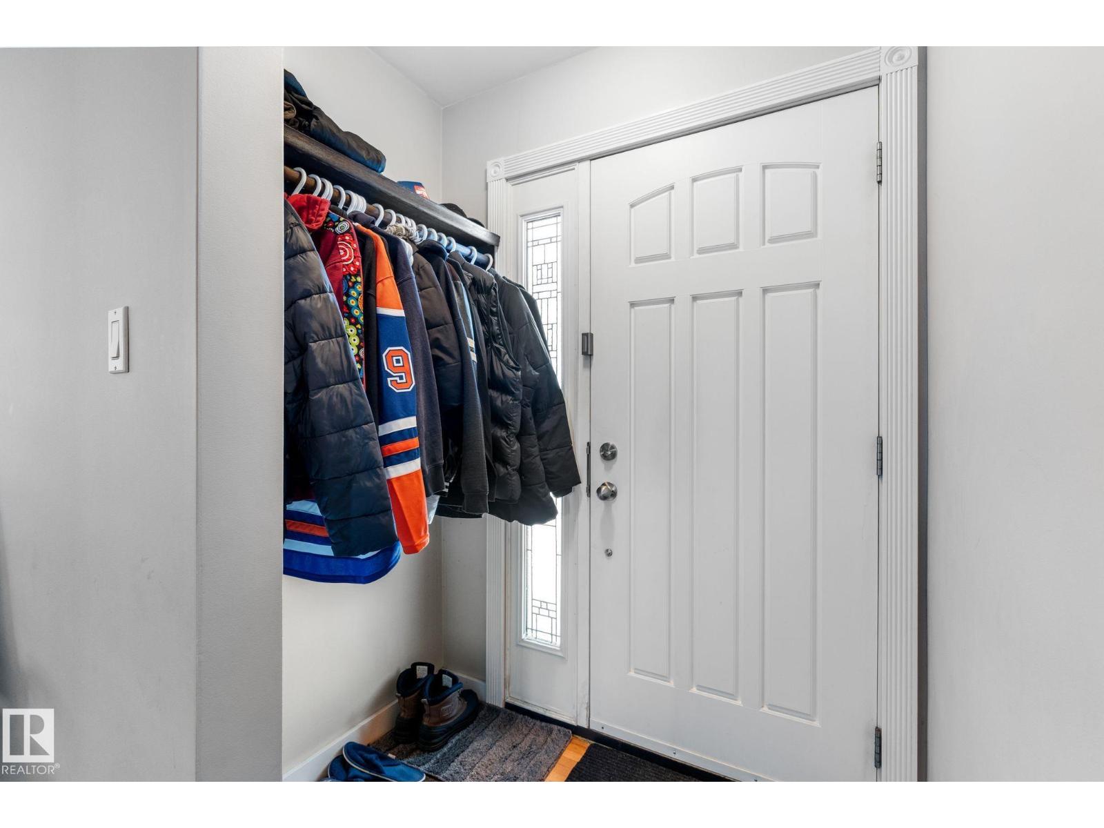 9847 79 St NW, Edmonton, Alberta  T6A 3G2 - Photo 2 - E4474585