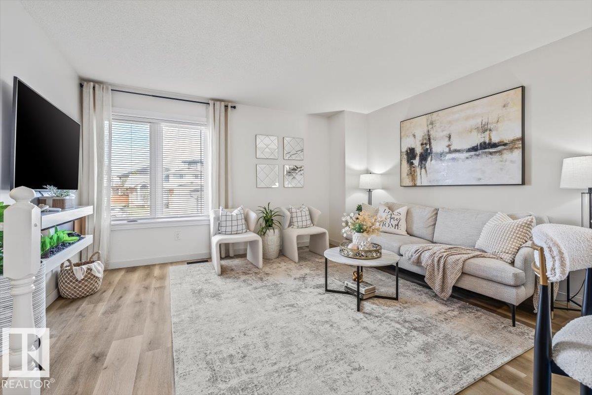 9347 180a Av Nw, Edmonton, Alberta  T5Z 2J4 - Photo 2 - E4486402