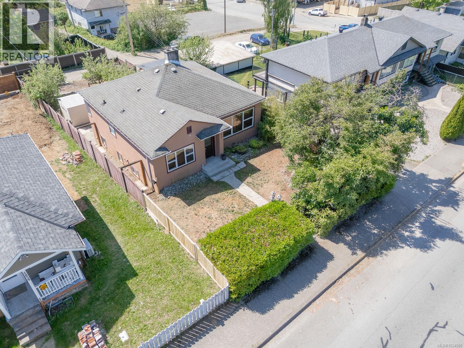 4836 Redford St, Port Alberni, British Columbia