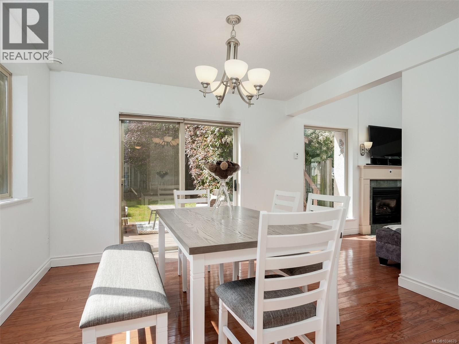 6 1809 Mckenzie Ave, Saanich, British Columbia  V8N 1A6 - Photo 19 - 1034670