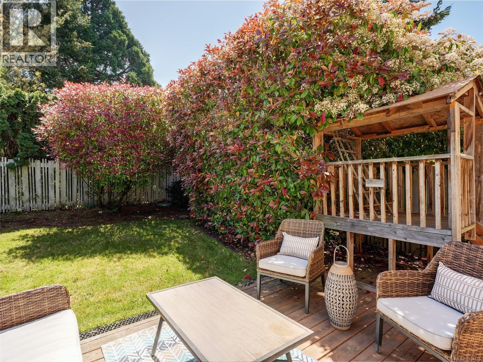6 1809 Mckenzie Ave, Saanich, British Columbia  V8N 1A6 - Photo 21 - 1034670