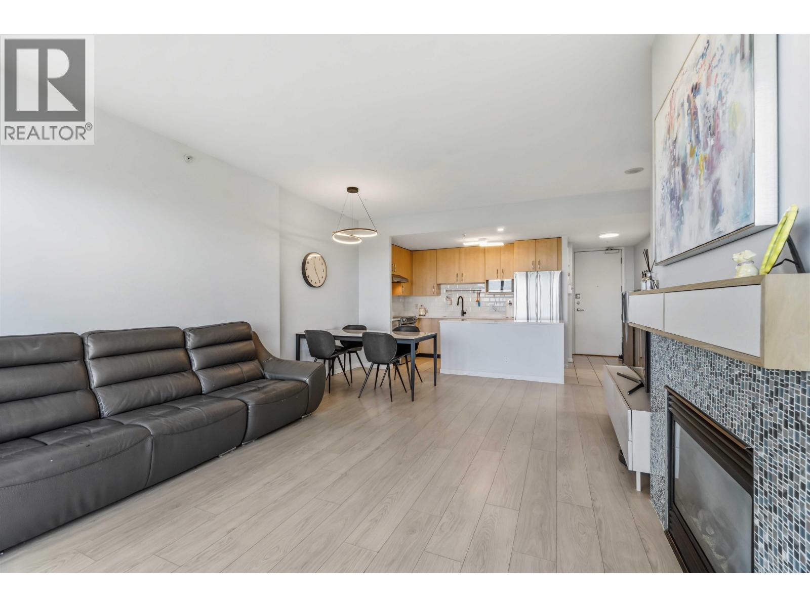 1407 7388 Sandborne Avenue, Burnaby, British Columbia  V3N 5C4 - Photo 7 - R3120959