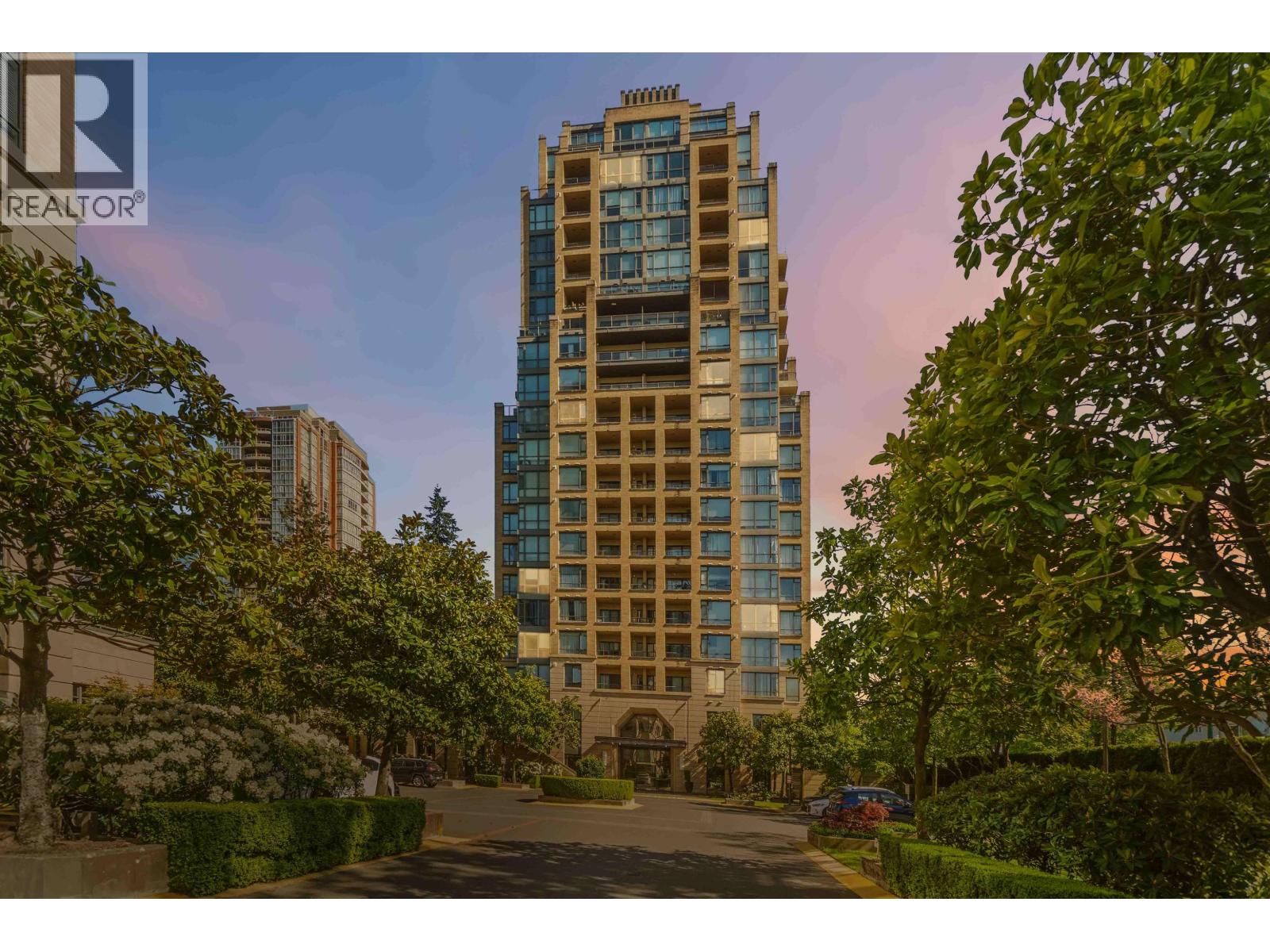 1407 7388 Sandborne Avenue, Burnaby, British Columbia  V3N 5C4 - Photo 1 - R3120959