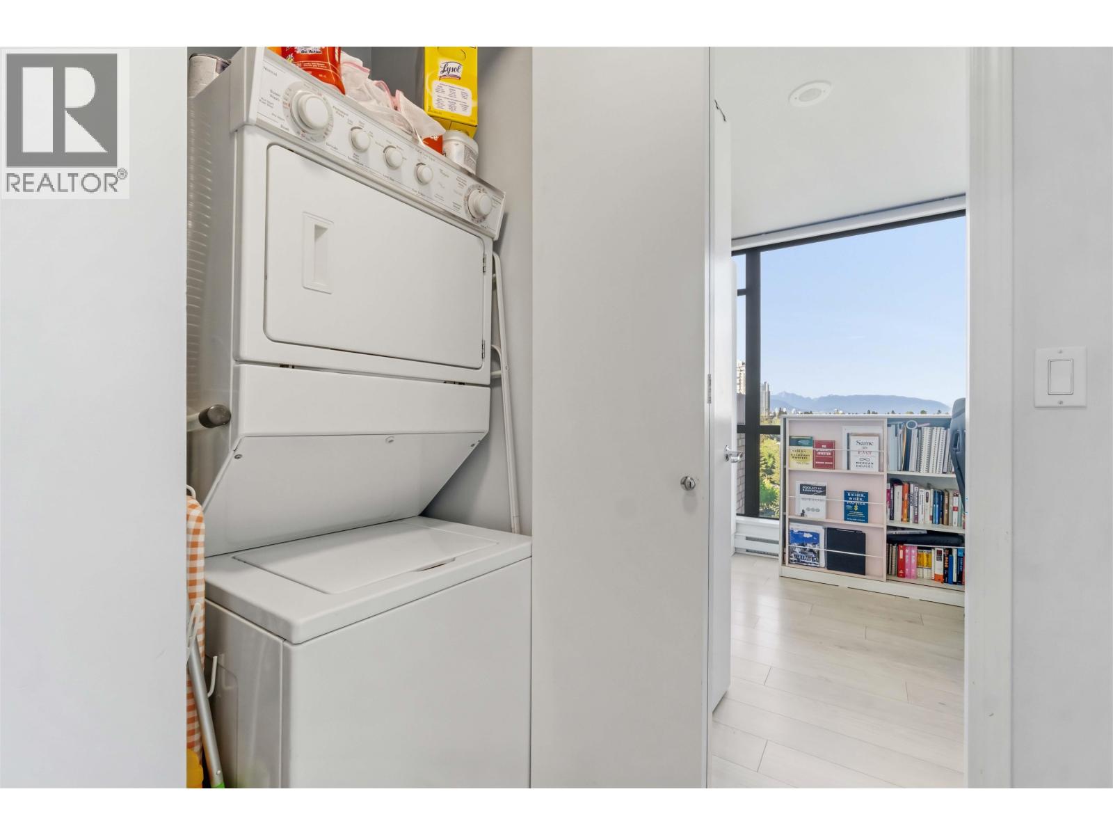 1407 7388 Sandborne Avenue, Burnaby, British Columbia  V3N 5C4 - Photo 21 - R3120959